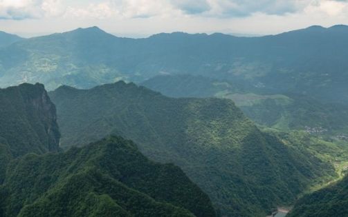 Zhangjiajie Weather in April | Travel Guide and Notes