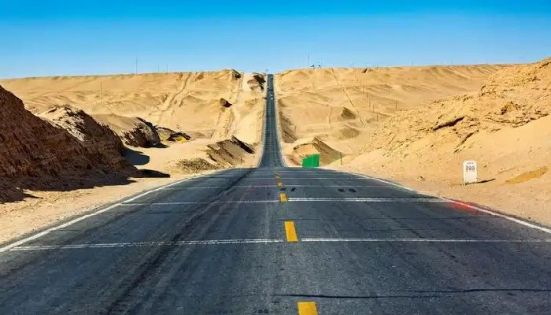 Practical Guide to Da Qaidam Travel: Transportation, Attractions & Accommodation