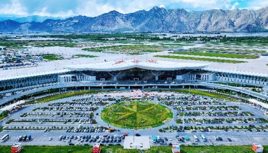 How to Buy Chengdu-Lhasa Flight Tickets: A Full Guide to Fares, Channels & Notes