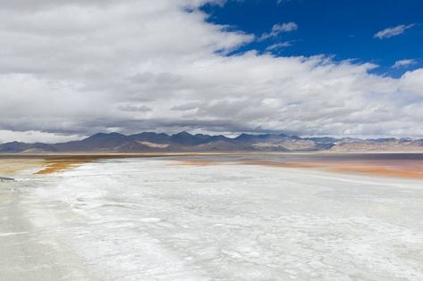 Ngari No Man’s Land: A Journey to the Edge of the Earth and the Self