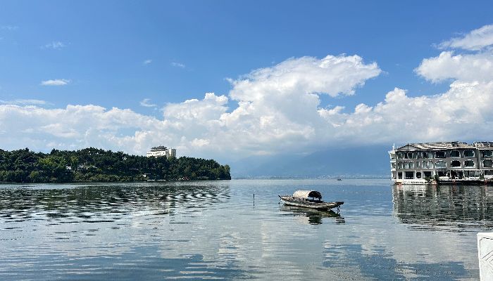 Erhai Lake in Yunnan in Summer