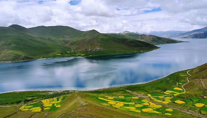 Yamdrok Lake in Summer