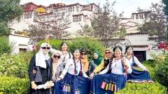 8-Day Nyingchi Tour: Lhasa, Nyingchi, Yamdrok Lake & Namtso Lake