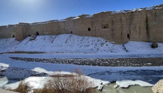 Jan Dunhuang Travel Guide: Weather, Tickets, Transport & Expenses