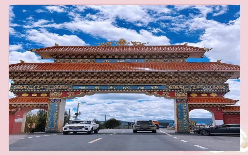 318 Sichuan-Tibet Highway 12-Day Tour: Chengdu to Lhasa via Yading