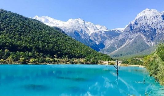 Blue Moon Valley Lijiang: The Hidden Sapphire Lake at Jade Dragon Snow Mountain