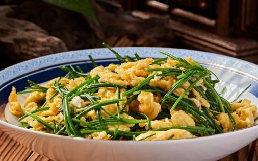 Dunhuang Food: The Flavor Memory of a Desert Oasis