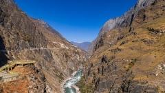 Tiger Leaping Gorge Hiking Guide: One of the World’s Most Spectacular Treks in Yunnan, China