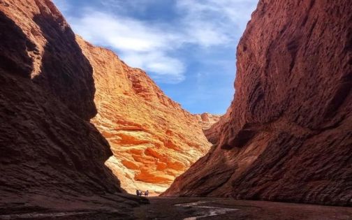 🇨🇳天山神秘大峡谷_走进新疆最神秘地方_2_Friday不上班_来自小红书网页版(1)