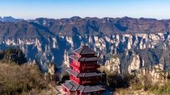 Zhangjiajie Travel in March: Spring Peaks, Blossoms and Smart Travel Planning