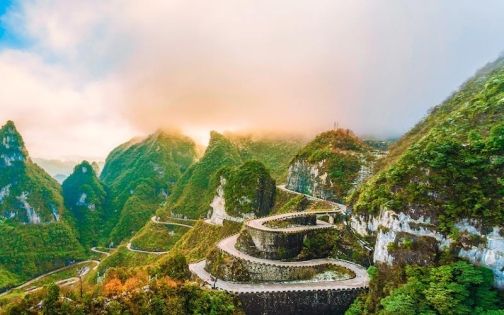 Complete Chengdu to Zhangjiajie Transportation Guide | Travel Without Detours