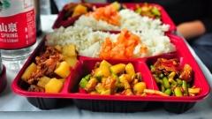 Qinghai–Tibet Railway Food Guide: Dining Cars, Train Meals and What to Bring