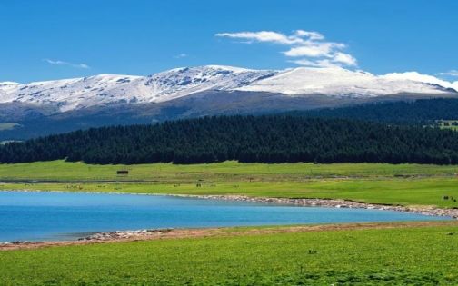 What to Wear in Xinjiang in Summer|Practical & Photo-Ready Packing Guide