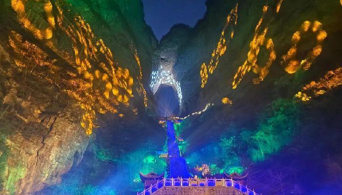 Tianmen Mountain Night Light Show