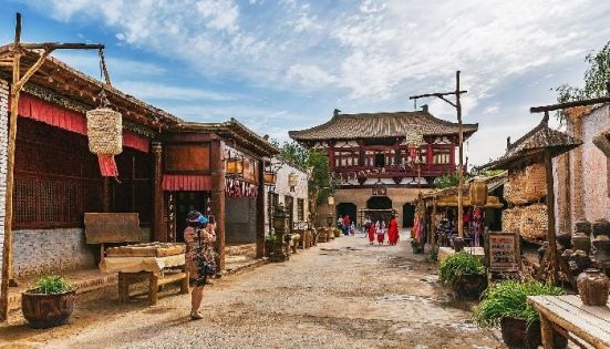 Dunhuang Ancient City Travel Guide: Exploring a Cinematic Ancient Town in Northwest China