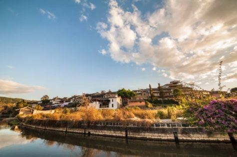 The Ultimate 2026 Tengchong Travel Guide: Explore Town, Hot springs, Wetlands and more