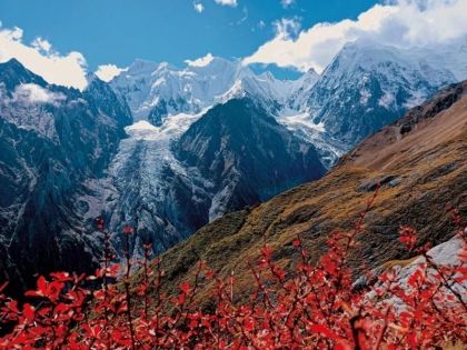 Best Time to Visit Meili Snow Mountain: Seasonal Guide and Golden Sunrise Tips