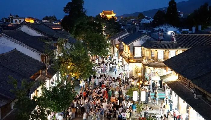 Dali Ancient City Renmin Road Night View