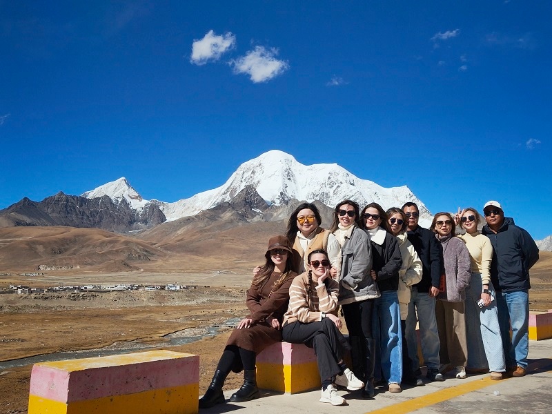 Tourist Photos of Kailash
