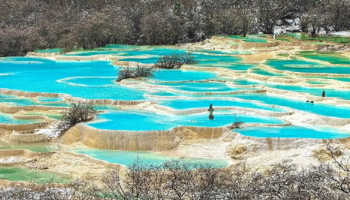 Colorful Pond of Huanglong Scenic Area