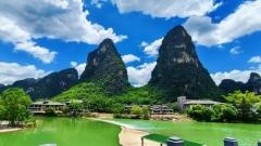 Top 10 Romantic Tourist Attractions for Couples in China: Best Seasons & Practical Guides