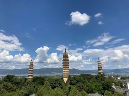 Yunnan Chongsheng Temple Three Pagodas Travel Guide: Discover Dali’s Iconic Buddhist Landmark