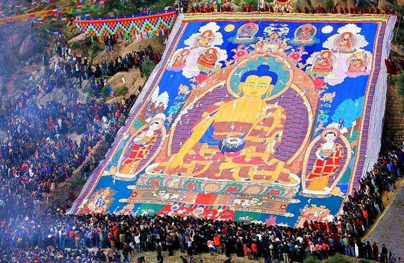9 Days Tibet Shoton Festival Tour: Lhasa, EBC, Yamdrok Lake & Namtso