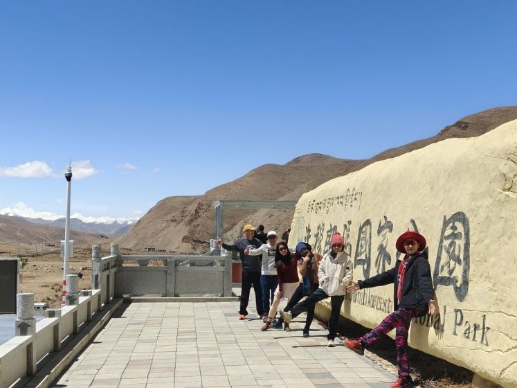 Everest Base Camp Tourist Photos