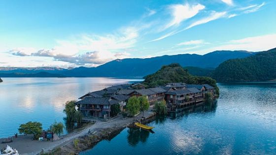 Into the Realm of the "Kingdom of Women": The Ultimate Summer Travel Guide to Lugu Lake