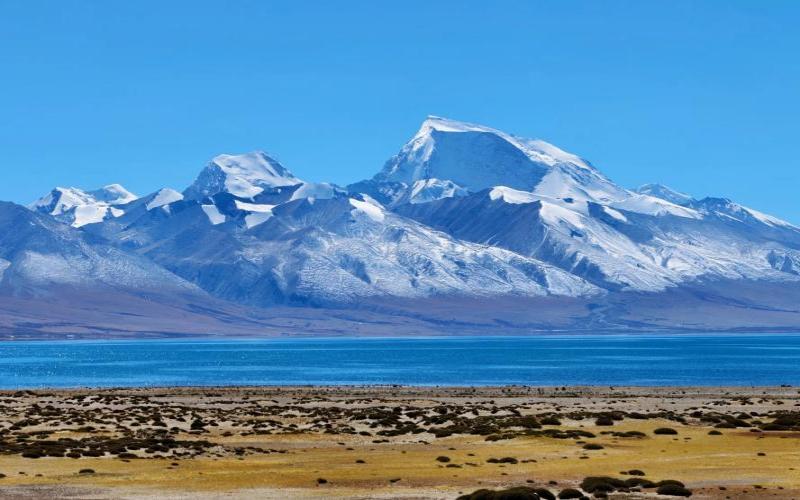12-Day Lhasa to Kathmandu Group Tour: EBC, Manasarovar & Kailash