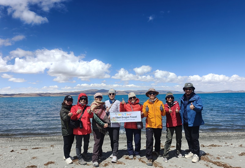 Tibet Tourists