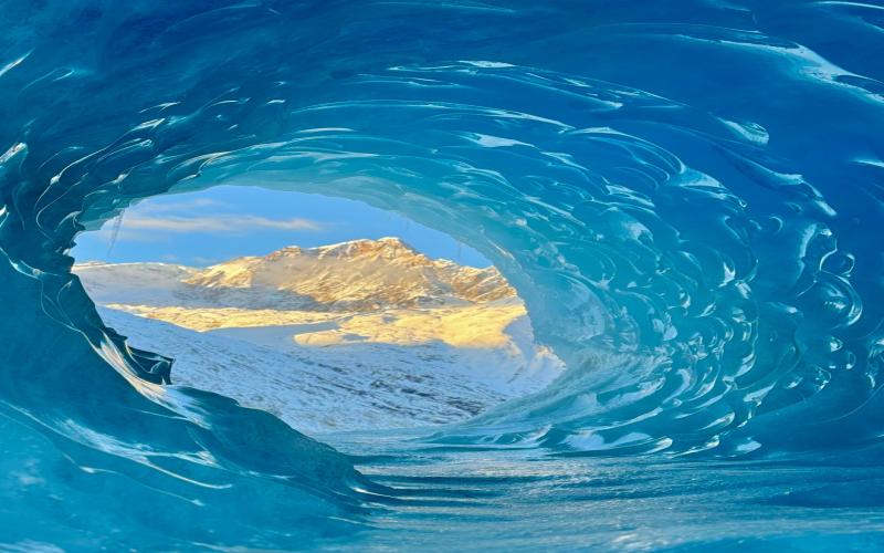 8-Day Tibet Winter Blue Ice Tour: Lhasa – Nyingchi – Bomi – Raogu – Lulang – Shigatse
