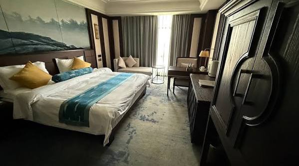 Gesar Hotel